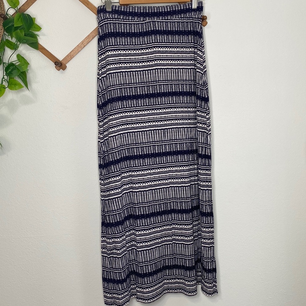 Ann Taylor Loft Navy/White Maxi Skirt - Small